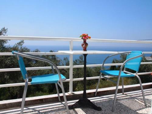 Hostal Apartments UNA