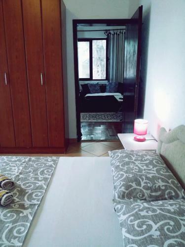 Hostal Apartments UNA