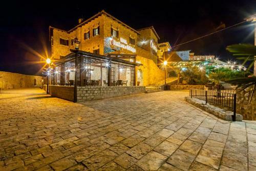 Hotel Kulla E Balshajve