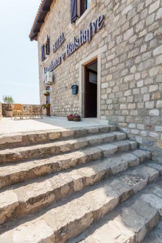 Hotel Kulla E Balshajve