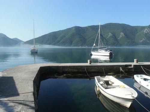 Holiday Home Bokokotorski Zaliv