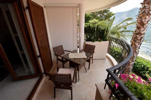 Apartment Maniva