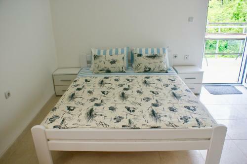 Studio Apartments Morinj