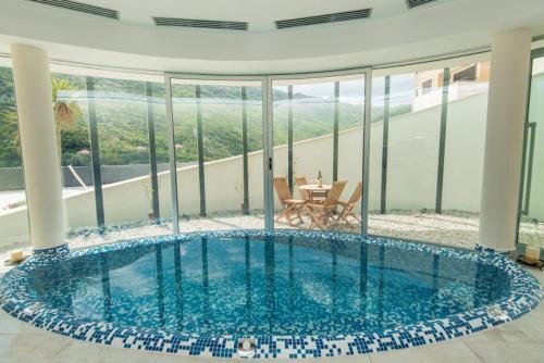 Lavender Bay Apartment C12