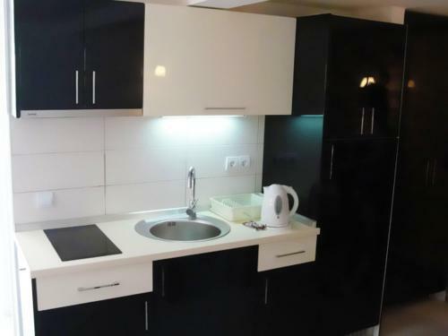 Apartments Vukovi? Nikola