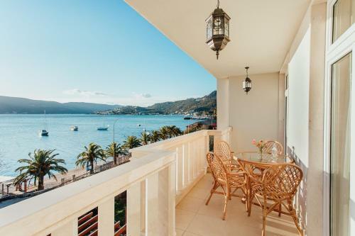 Sunny Coast Villa