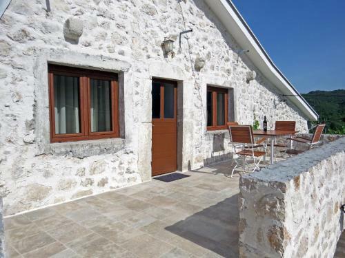 Agroturismo Estate & Winery San Duyevo