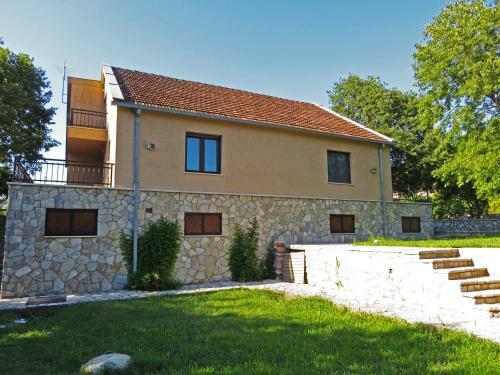 Agroturismo Estate & Winery San Duyevo