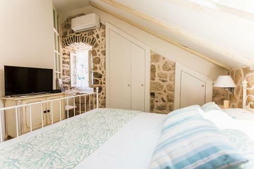 Pearl Bay Luxury House