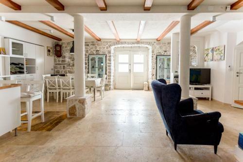 Pearl Bay Luxury House