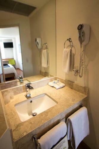 Hotel Misi�n Express Salamanca