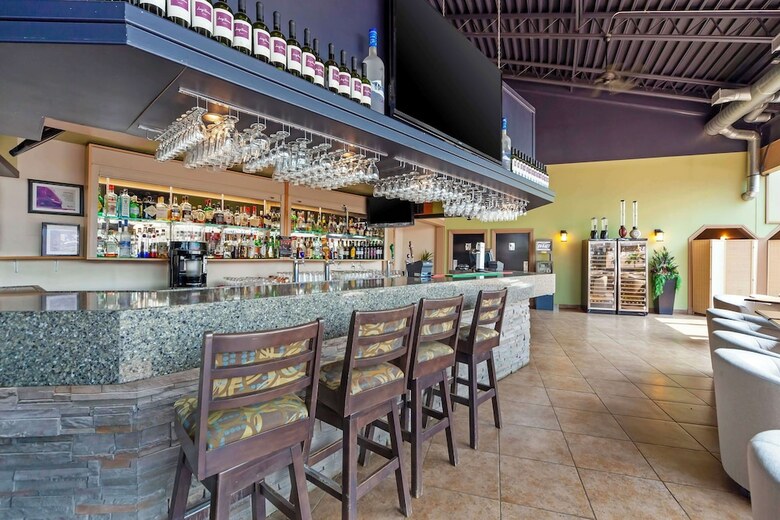 Best Western Plus Mirage Hotel And Resort