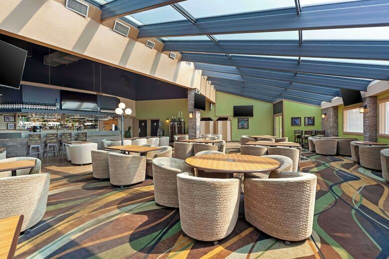 Best Western Plus Mirage Hotel And Resort