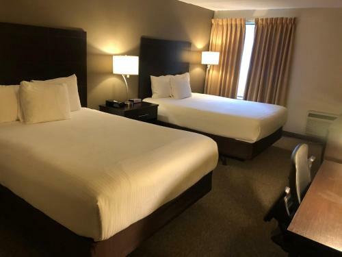 Hotel Admiral Inn & Conference Centre