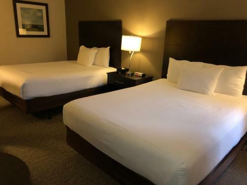 Hotel Admiral Inn & Conference Centre