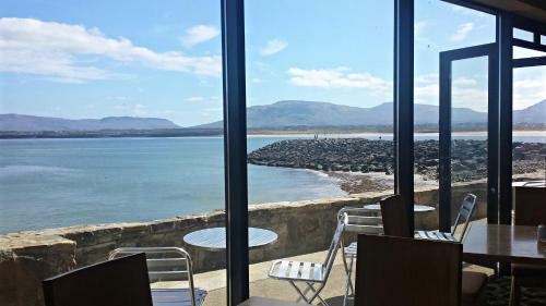 Pier Head Hotel