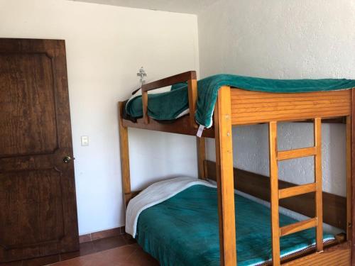 Casa Colonial Con Alberca Climatizada Con Privacidad Y Seguridad