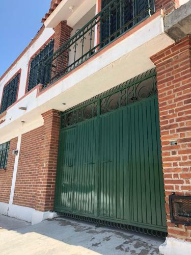 Casa Colonial Con Alberca Climatizada Con Privacidad Y Seguridad