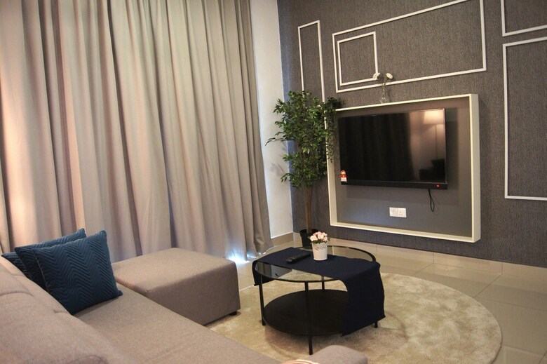 Hotel Twin Galaxy Suites By Iconic Bliss