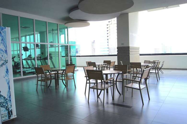 Hotel Twin Galaxy Suites By Iconic Bliss