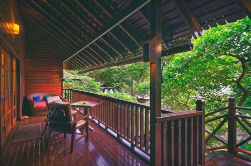 Hotel Bunga Raya Island Resort & Spa