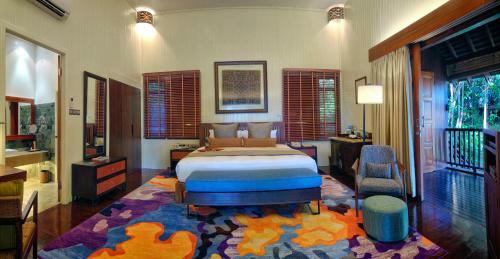 Hotel Bunga Raya Island Resort & Spa