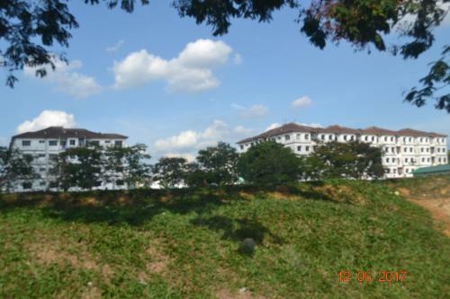 Apartamentos Teknologi Kajang Homestay