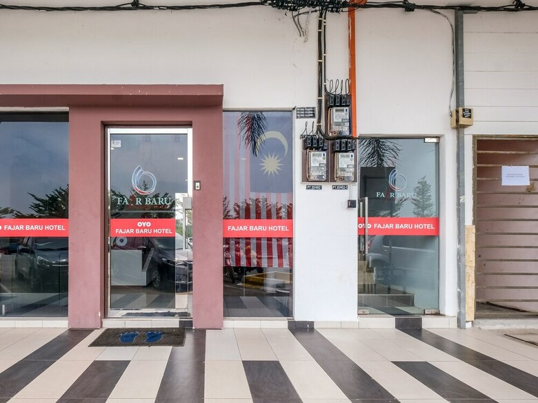 Oyo 768 Fajar Baru Boutique Hotel