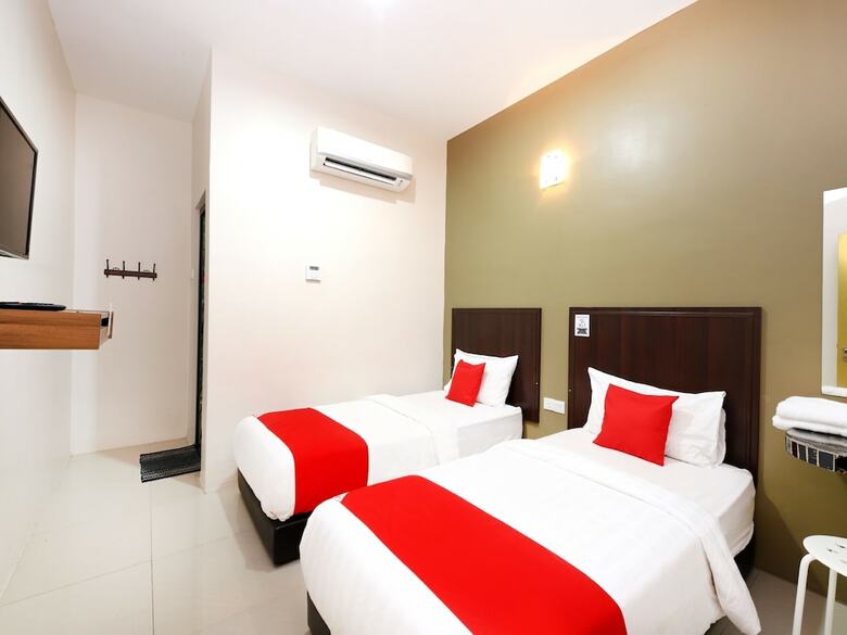 Oyo 709 Tgl Hotel