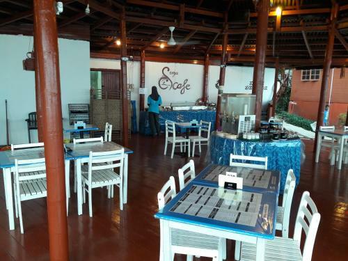 Hotel Senja Bay Resort