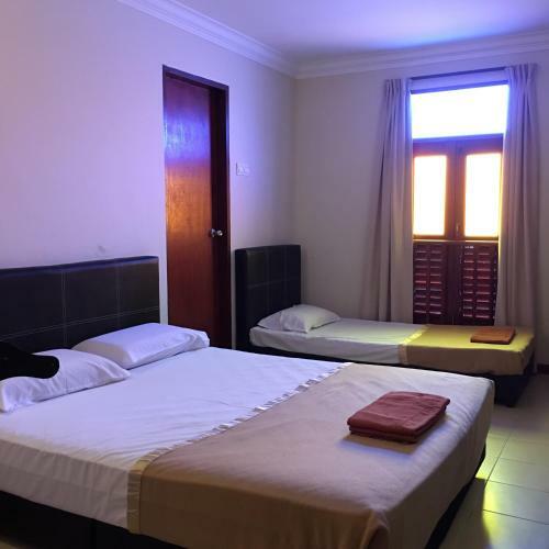 Traders Villa - Villa Warisan Melaka