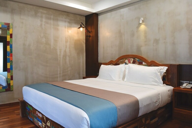 Treasures Hotel And Suites