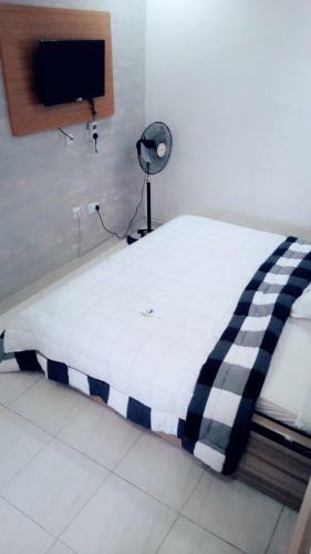 Mayoral Hotel & Suite