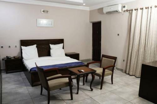 Hotel House 57 Oyetan