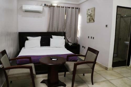 Hotel House 57 Oyetan