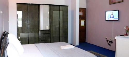 Royalty Hotels & Recreations