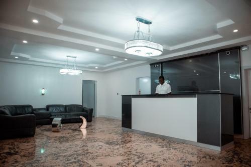 Poshlux Executive Hotel