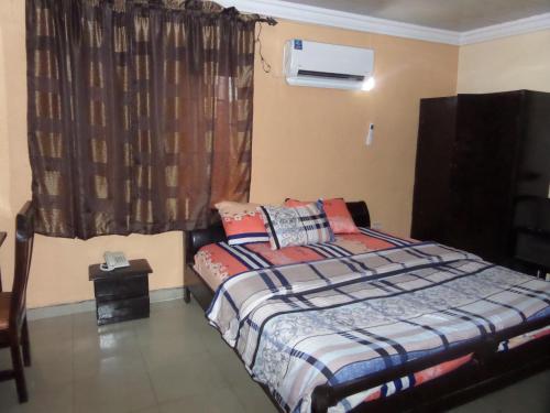 Hotel Qosmic Residence