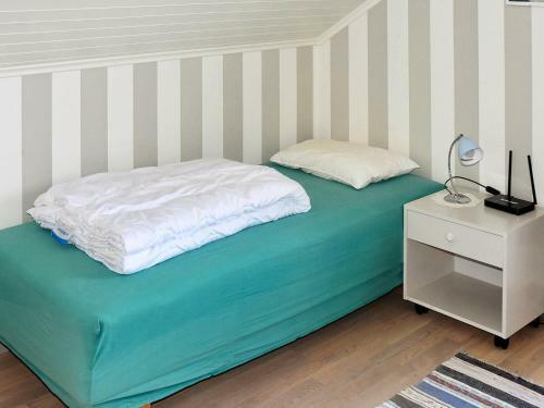 Three-bedroom Holiday Home In Titran