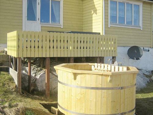 Three-bedroom Holiday Home In Titran