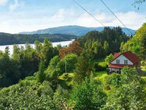 Holiday Home Lonev�g
