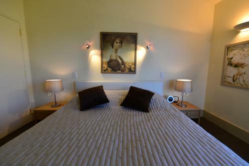 Apartamentos Windhover Suites