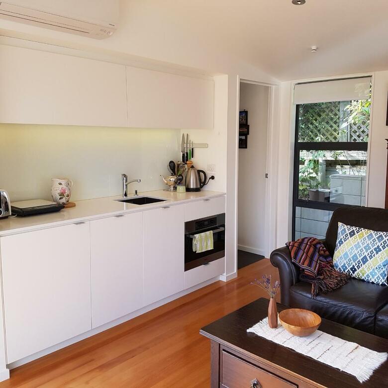 Akaroa House B&B Or Private Apartment