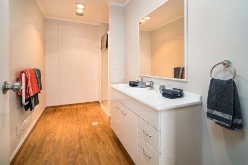 Apartamento Central Manukau Escape