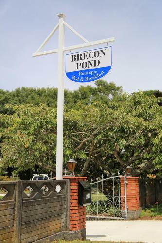 Brecon Pond Bed & Breakfast