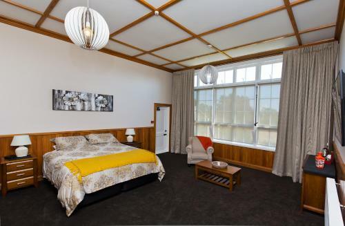 Bed & Breakfast The Old School Enfield