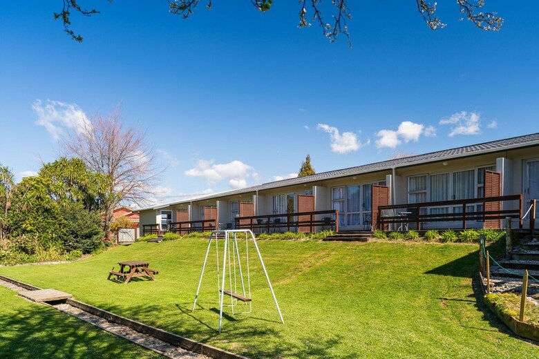 Golden Bay Motel