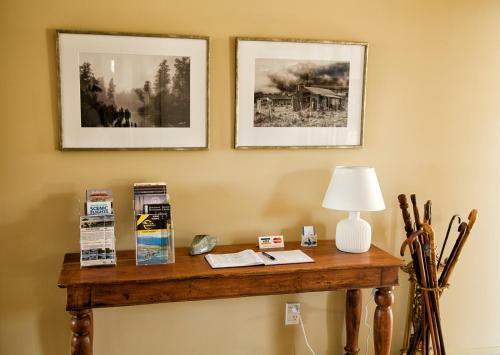 Bed & Breakfast Collyer House