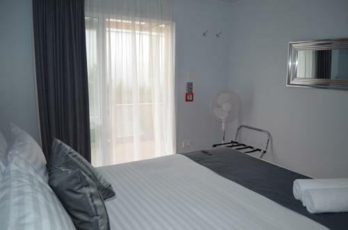 Motel Tongariro Springs Boutique Suites