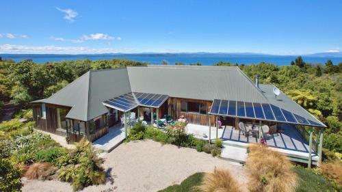 Taupo Treetops Lakestay